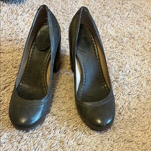 Elegant Frye Block heel Pumps
